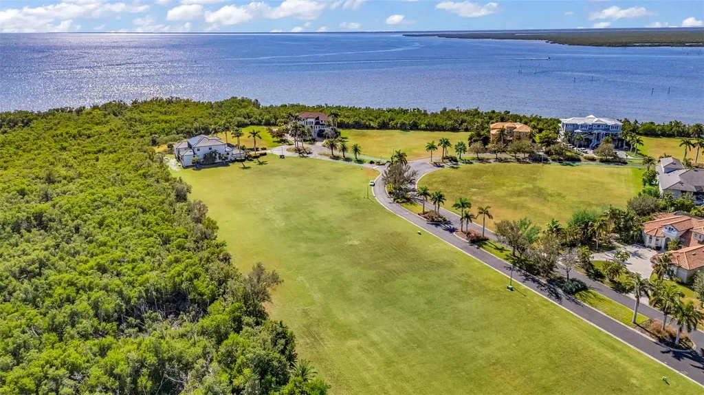 4661 Grassy Point Boulevard Port Charlotte FL 33952