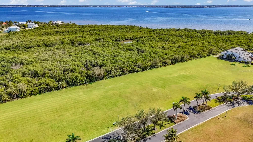 4661 Grassy Point Boulevard Port Charlotte FL 33952
