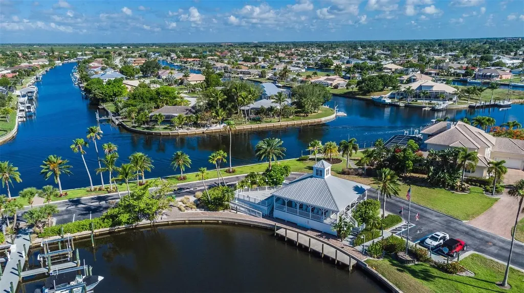 4661 Grassy Point Boulevard Port Charlotte FL 33952