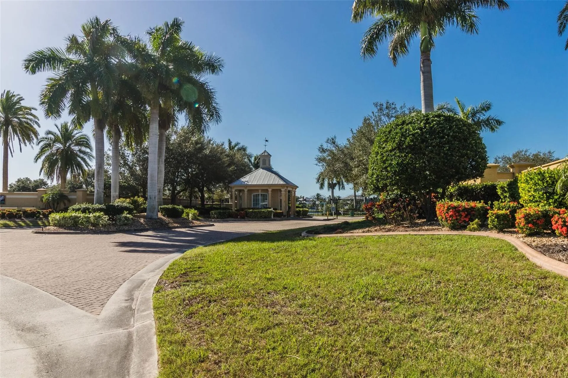4661 Grassy Point Boulevard Port Charlotte FL 33952
