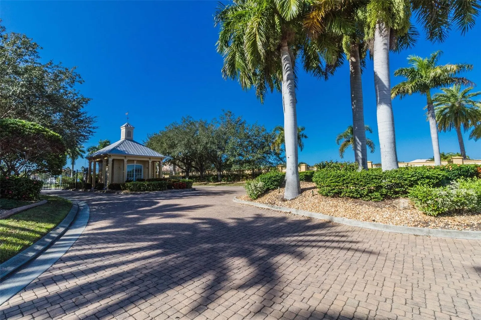 4661 Grassy Point Boulevard Port Charlotte FL 33952