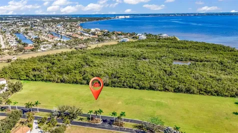 4661 Grassy Point Boulevard Port Charlotte FL 33952