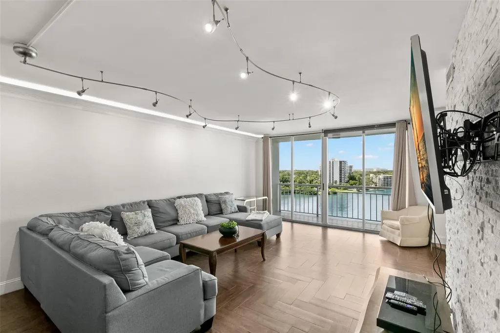 100 Pierce Street Clearwater FL 33756
