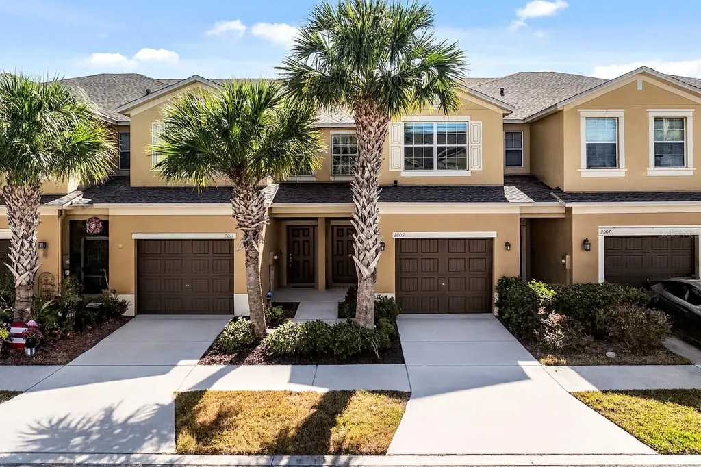 2009 Hawks View Drive Ruskin FL 33570