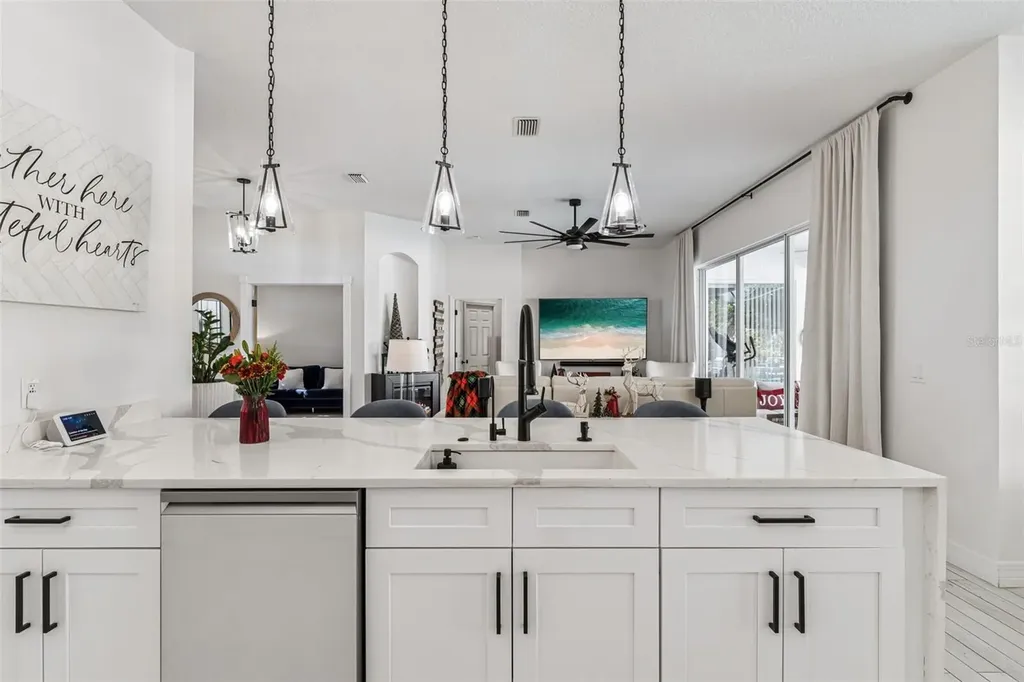 405 Quail Hill Drive Debary FL 32713