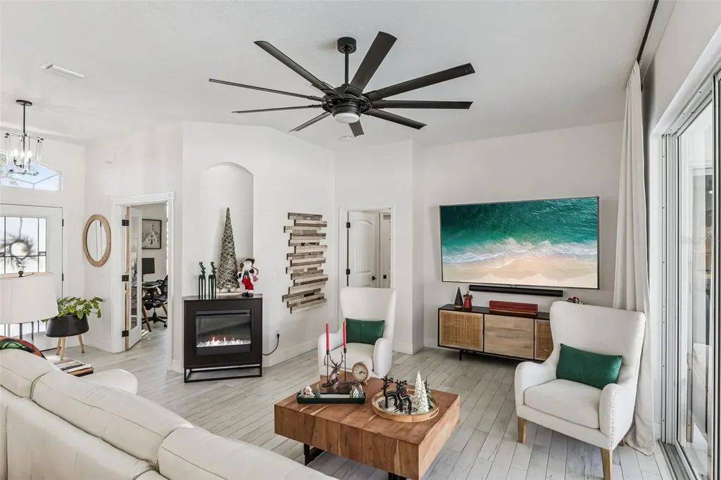 405 Quail Hill Drive Debary FL 32713