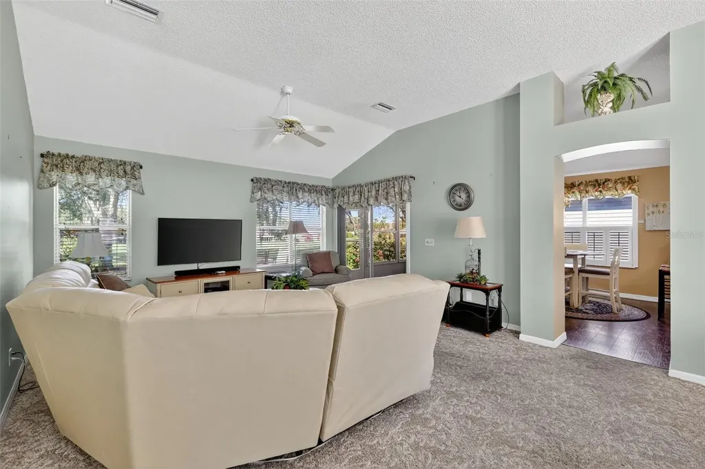 931 Oleander Street Lady Lake FL 32159