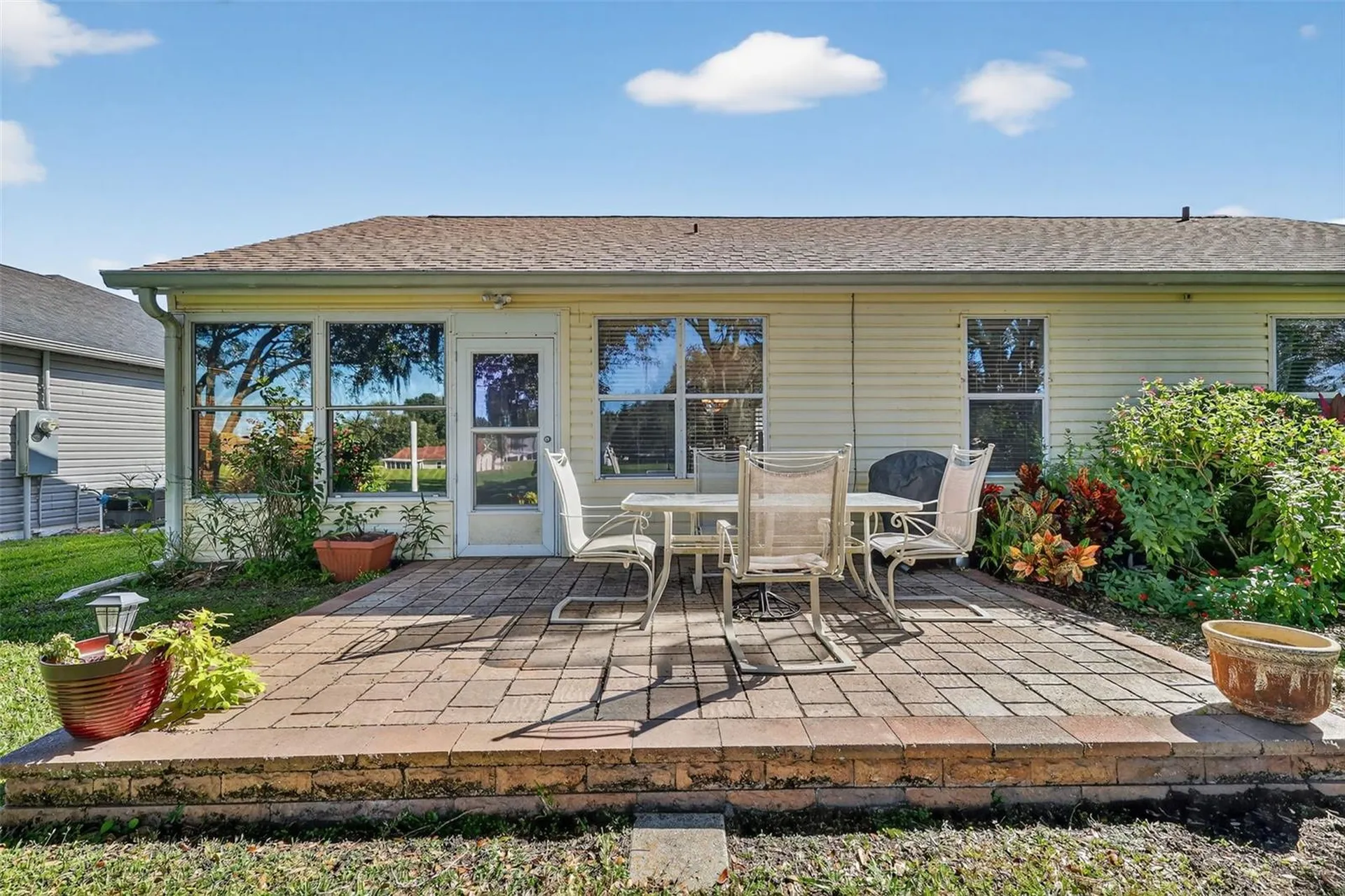 931 Oleander Street Lady Lake FL 32159