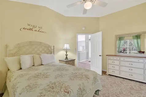 931 Oleander Street Lady Lake FL 32159