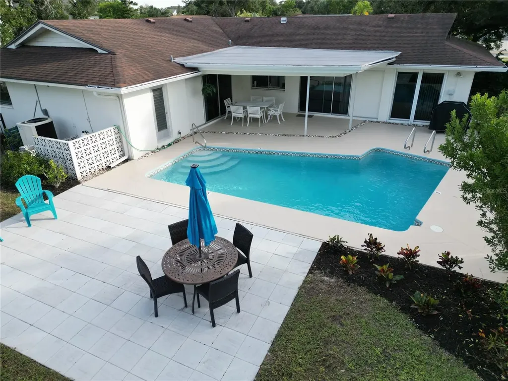 433 Whitfield Avenue Sarasota FL 34243