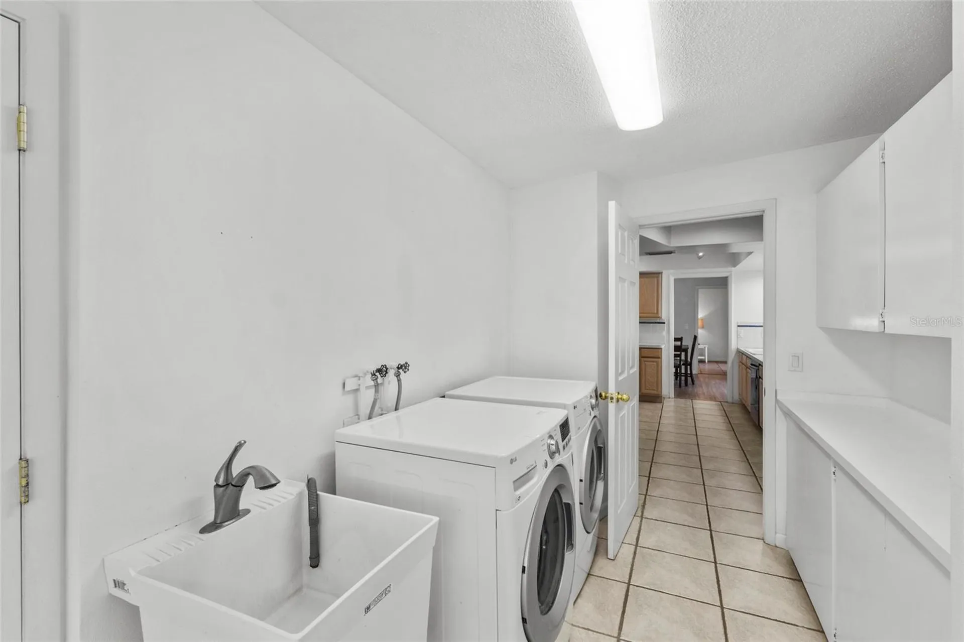 433 Whitfield Avenue Sarasota FL 34243