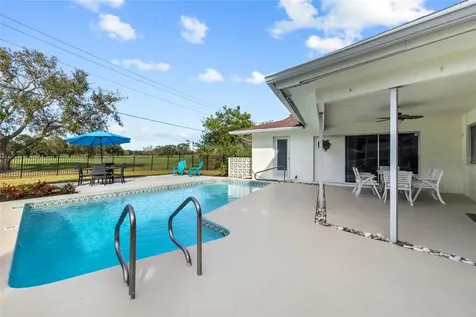433 Whitfield Avenue Sarasota FL 34243