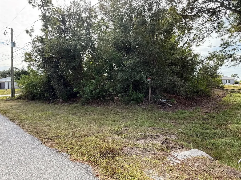 7483 Regina Drive Englewood FL 34224