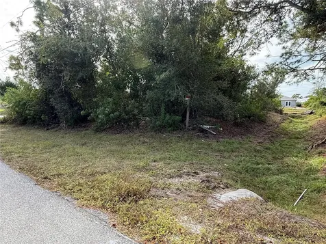 7483 Regina Drive Englewood FL 34224