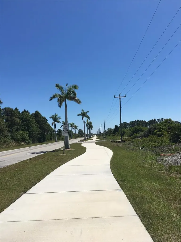 9412 Hallendale Drive Port Charlotte FL 33981
