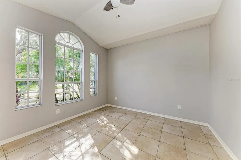 7114 Cromwell Park Lane Apollo Beach FL 33572