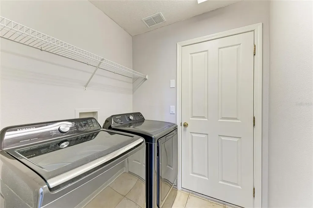 7114 Cromwell Park Lane Apollo Beach FL 33572