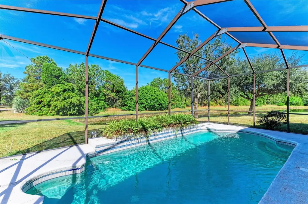 7114 Cromwell Park Lane Apollo Beach FL 33572