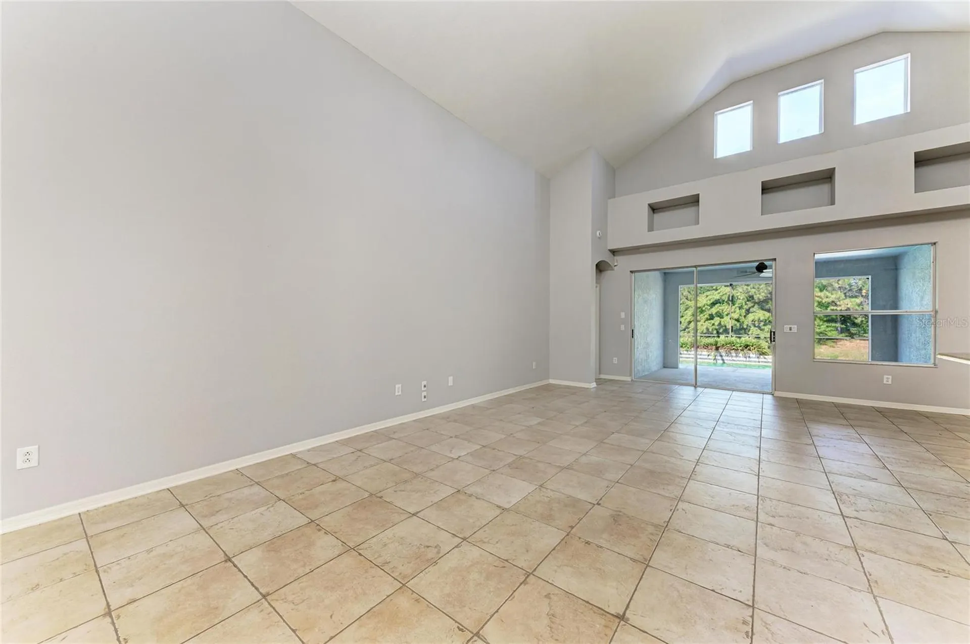 7114 Cromwell Park Lane Apollo Beach FL 33572