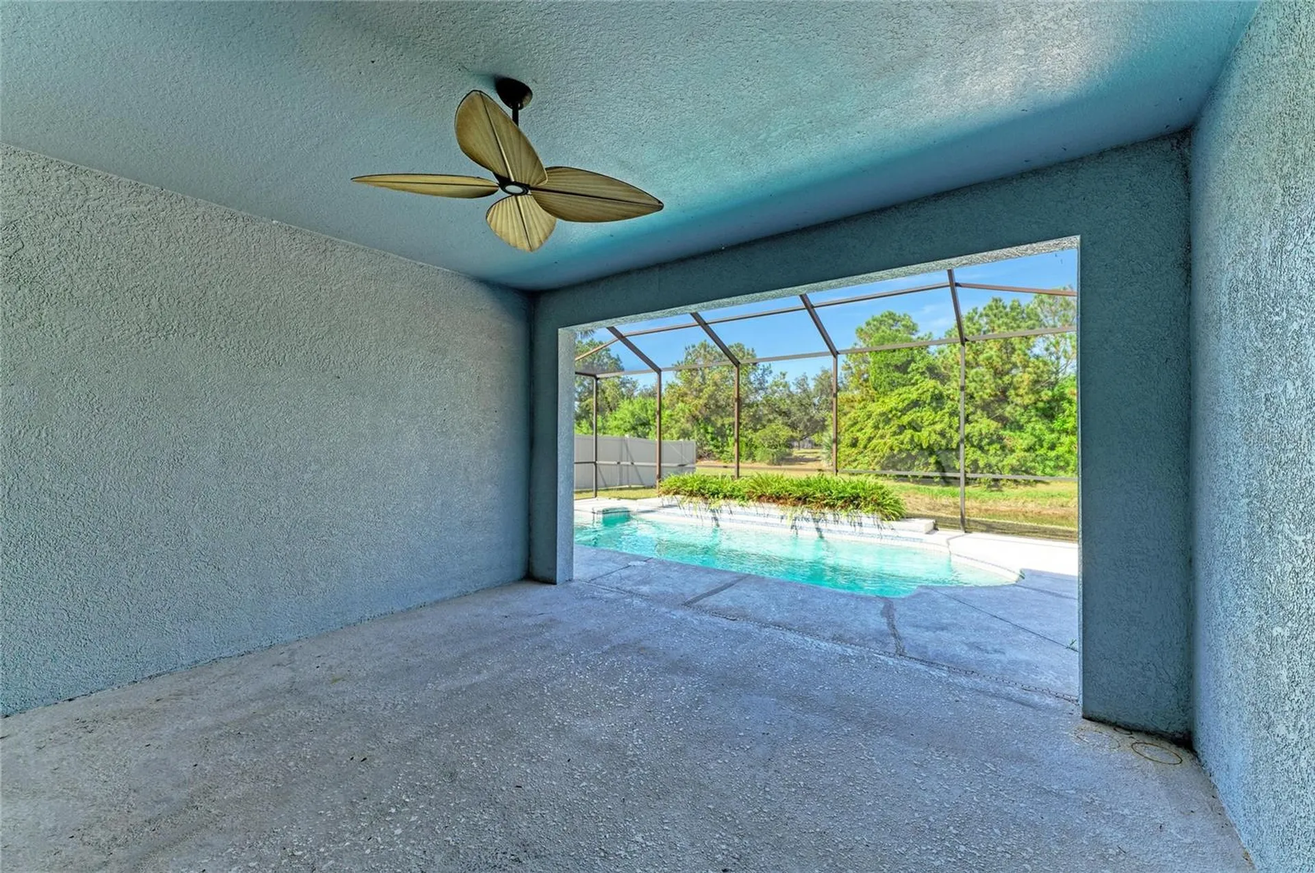 7114 Cromwell Park Lane Apollo Beach FL 33572