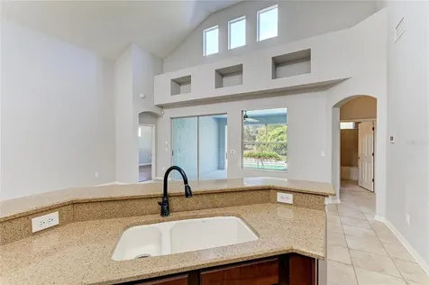 7114 Cromwell Park Lane Apollo Beach FL 33572