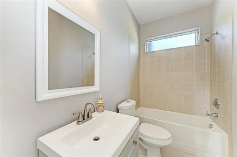 7114 Cromwell Park Lane Apollo Beach FL 33572