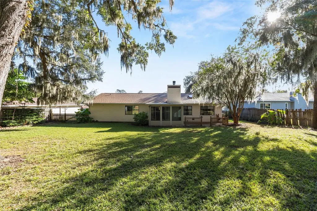4450 NE 2nd Court Ocala FL 34479