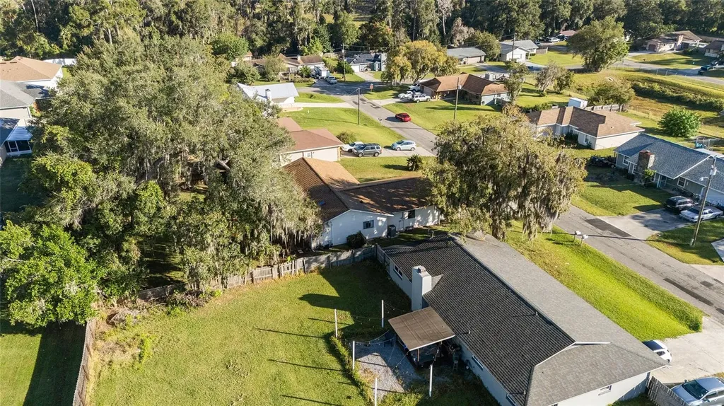 4450 NE 2nd Court Ocala FL 34479