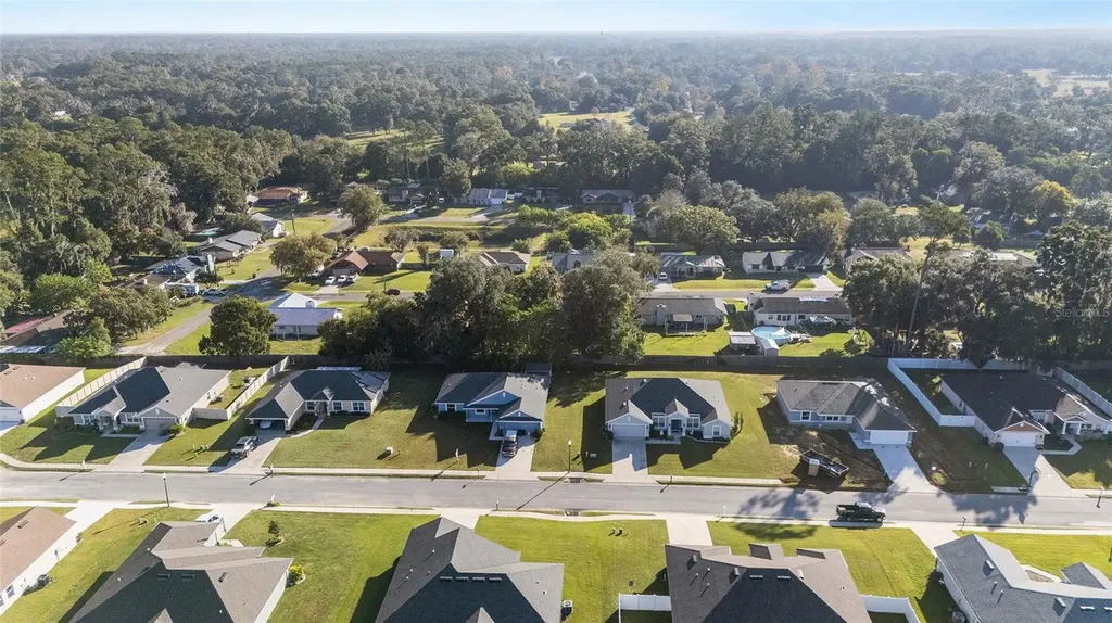 4450 NE 2nd Court Ocala FL 34479