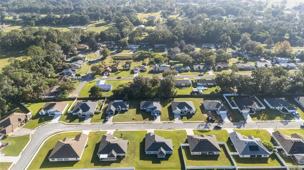 4450 NE 2nd Court Ocala FL 34479