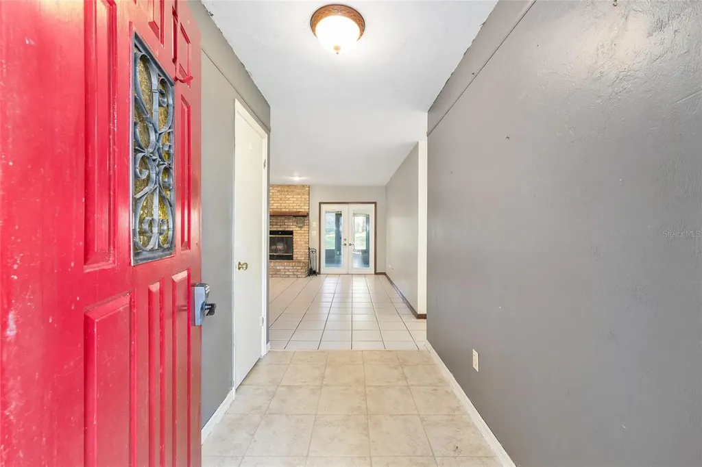 4450 NE 2nd Court Ocala FL 34479