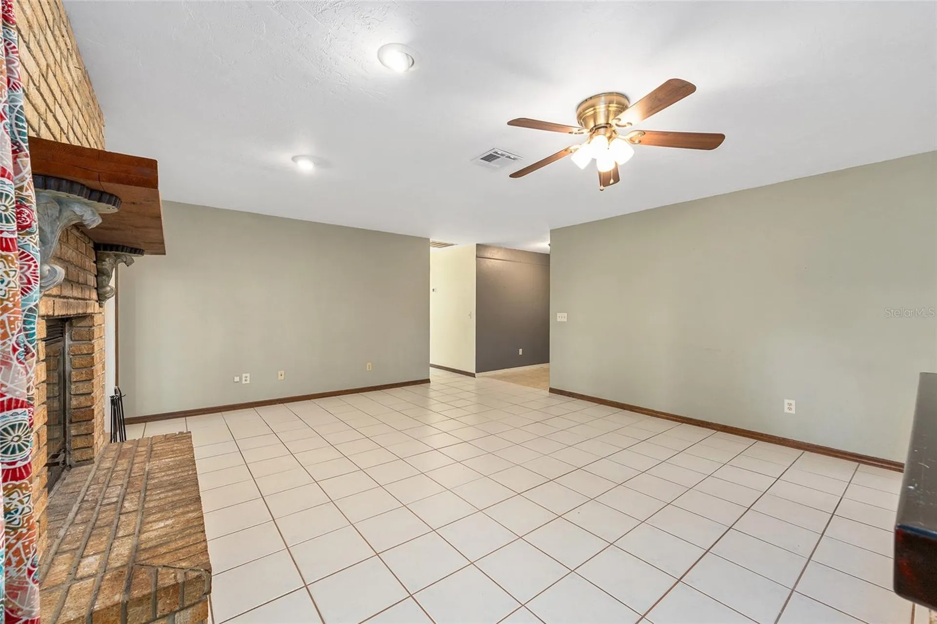 4450 NE 2nd Court Ocala FL 34479