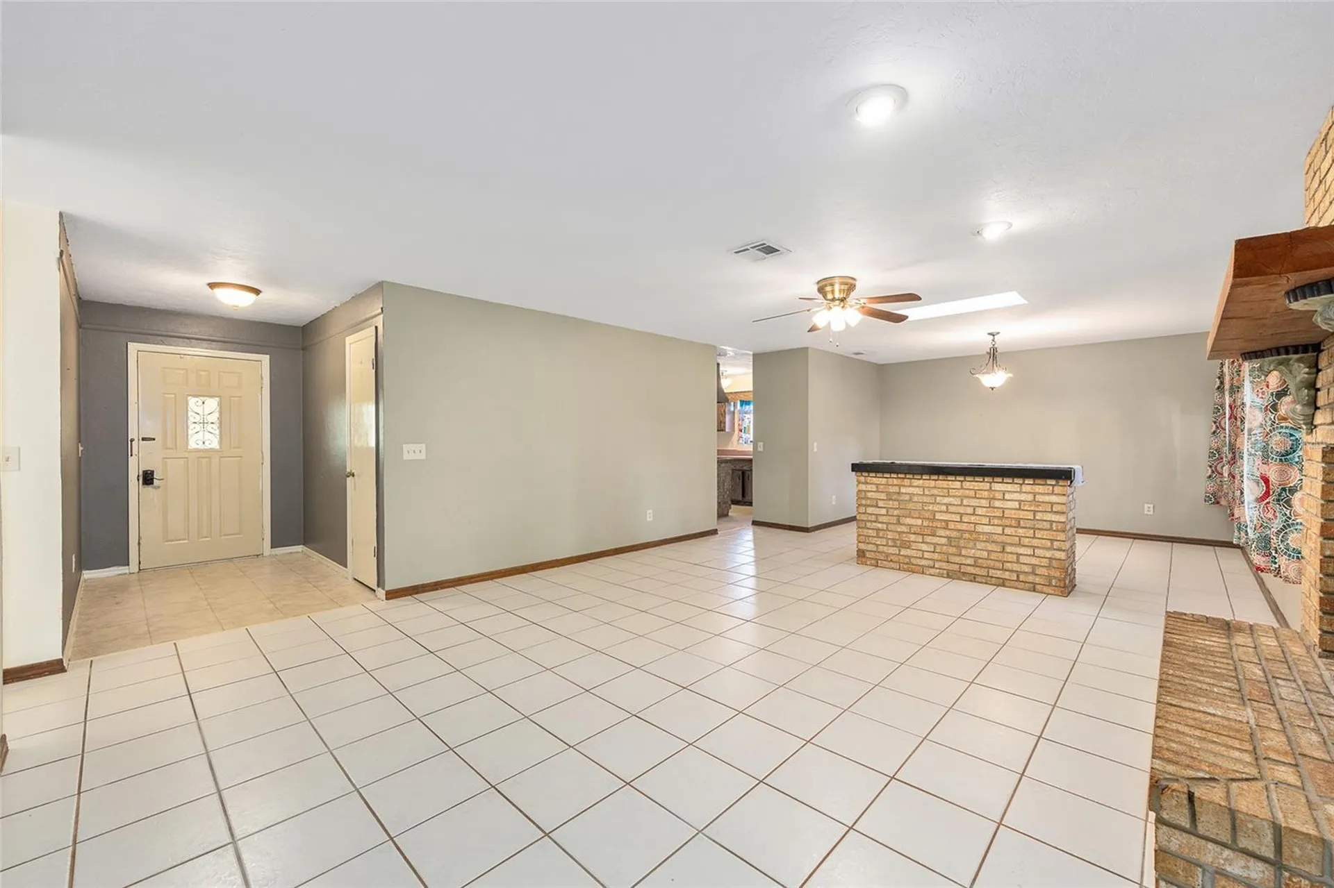4450 NE 2nd Court Ocala FL 34479