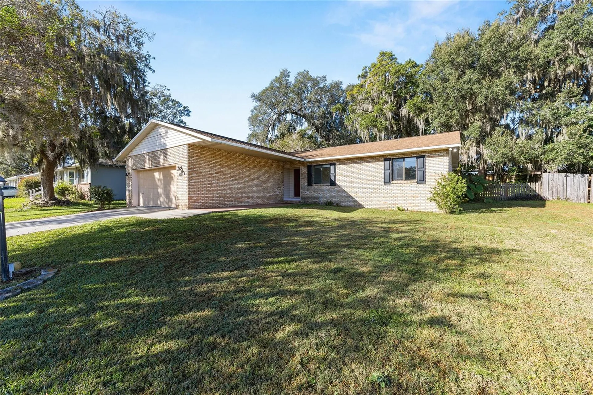 4450 NE 2nd Court Ocala FL 34479