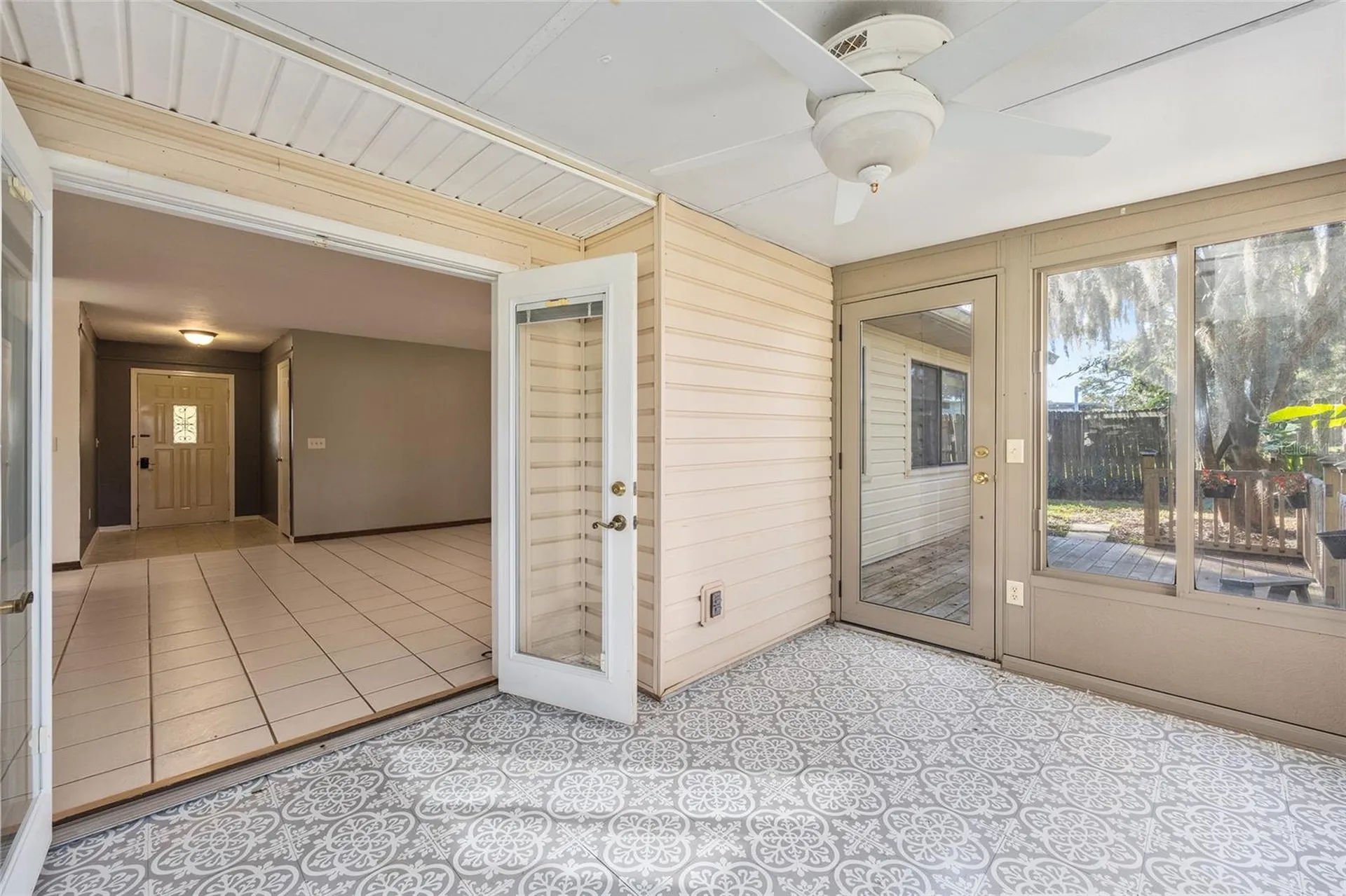 4450 NE 2nd Court Ocala FL 34479