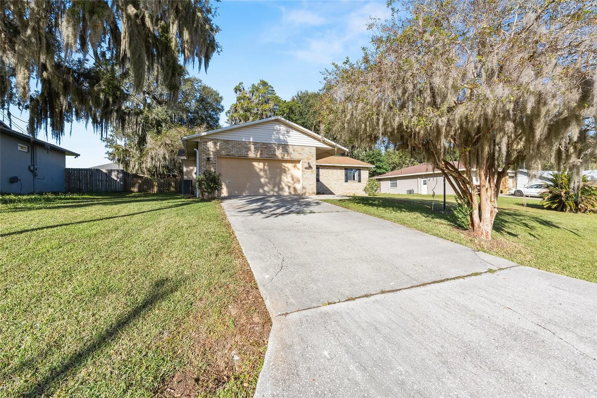4450 NE 2nd Court Ocala FL 34479