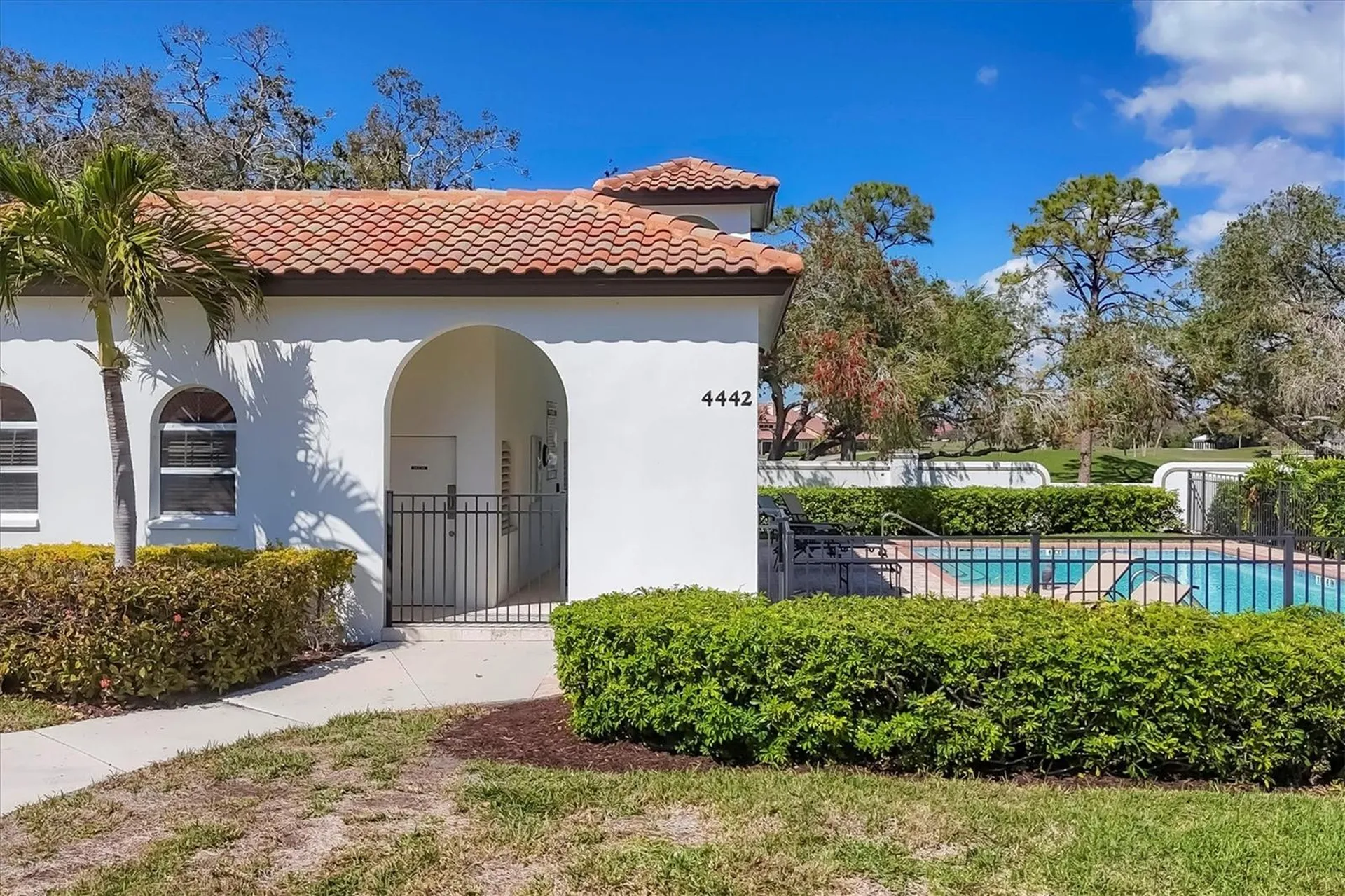 4416 Calle Serena Sarasota FL 34238