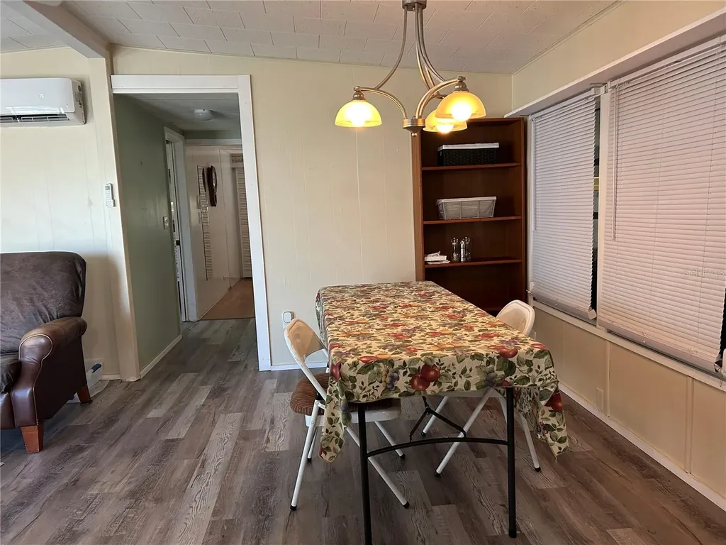 5325 Boca Raton Avenue Sarasota FL 34234