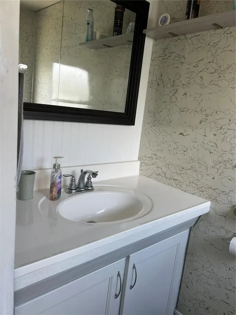 5325 Boca Raton Avenue Sarasota FL 34234