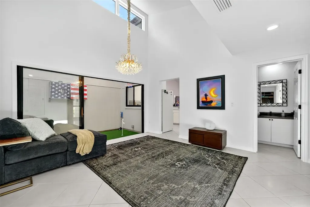 2323 Harbour Oaks Drive Longboat Key FL 34228