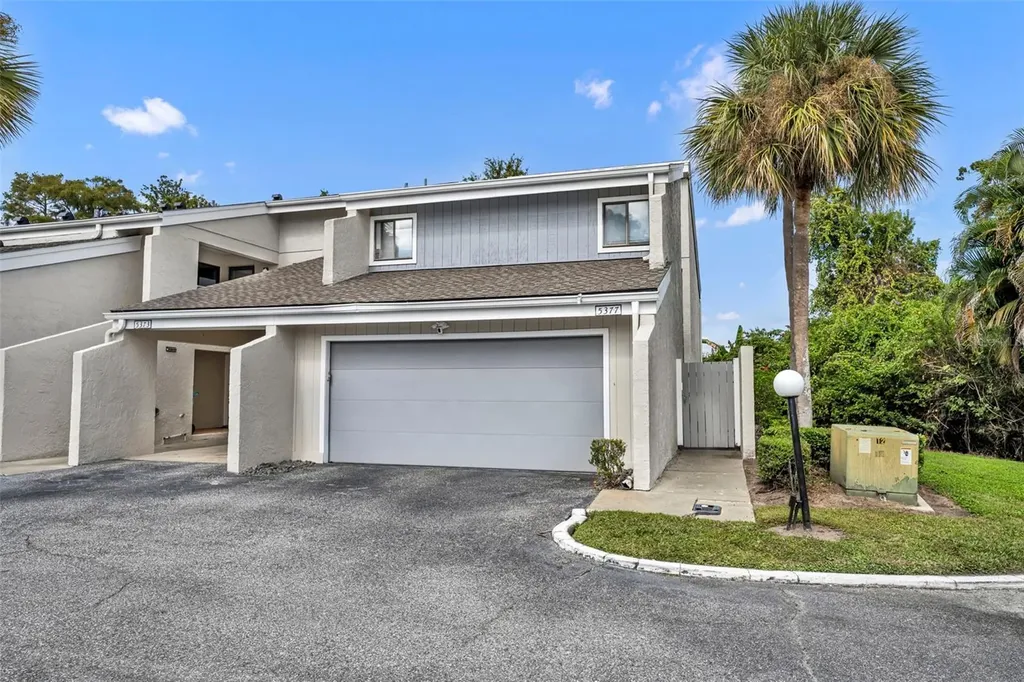 5377 Vineland Road Orlando FL 32811