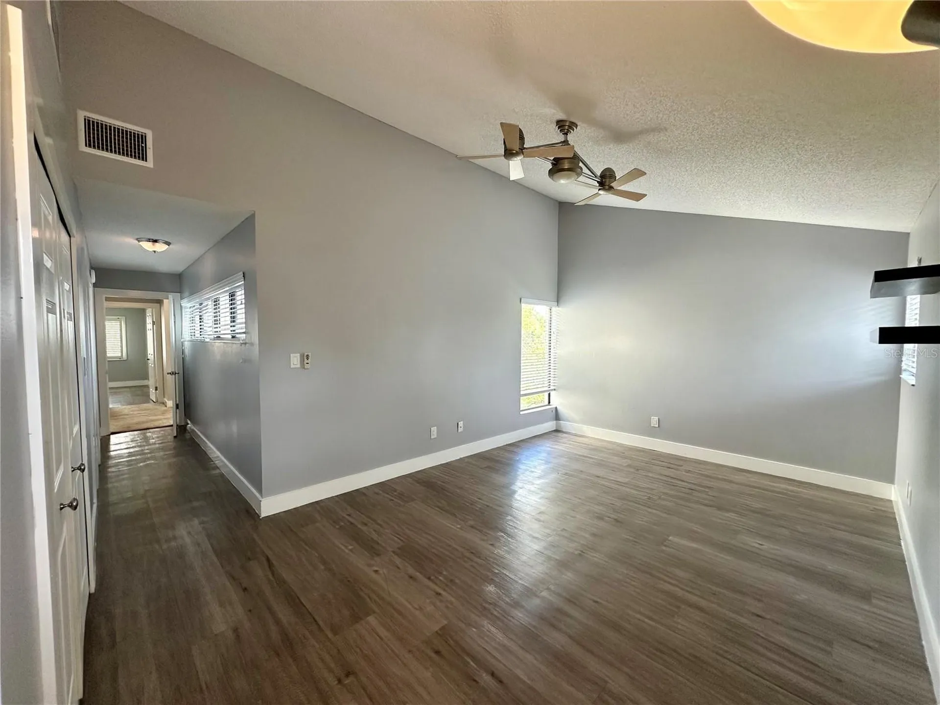 5377 Vineland Road Orlando FL 32811