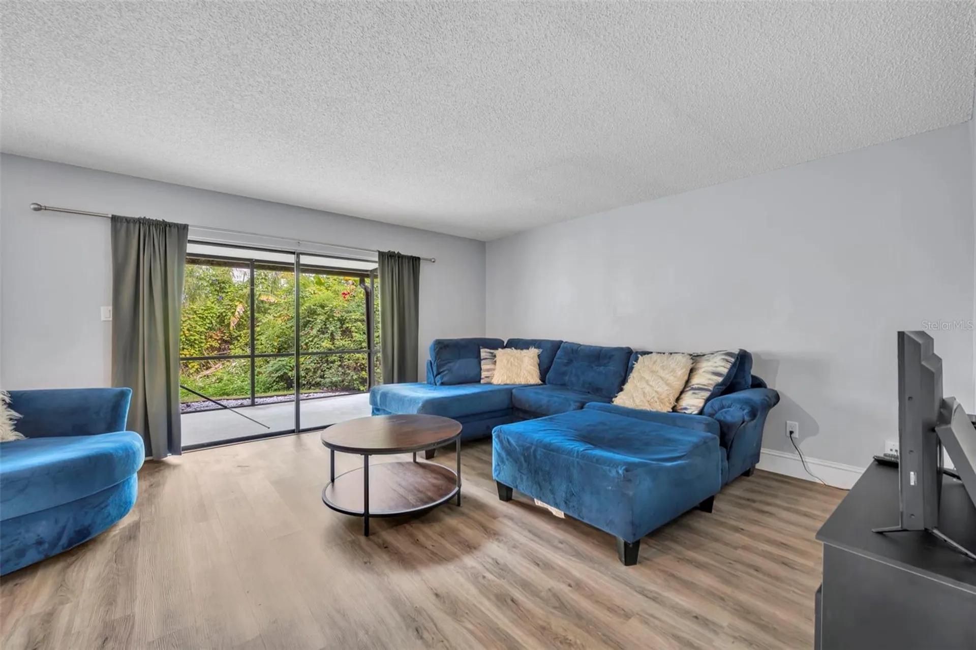 5377 Vineland Road Orlando FL 32811