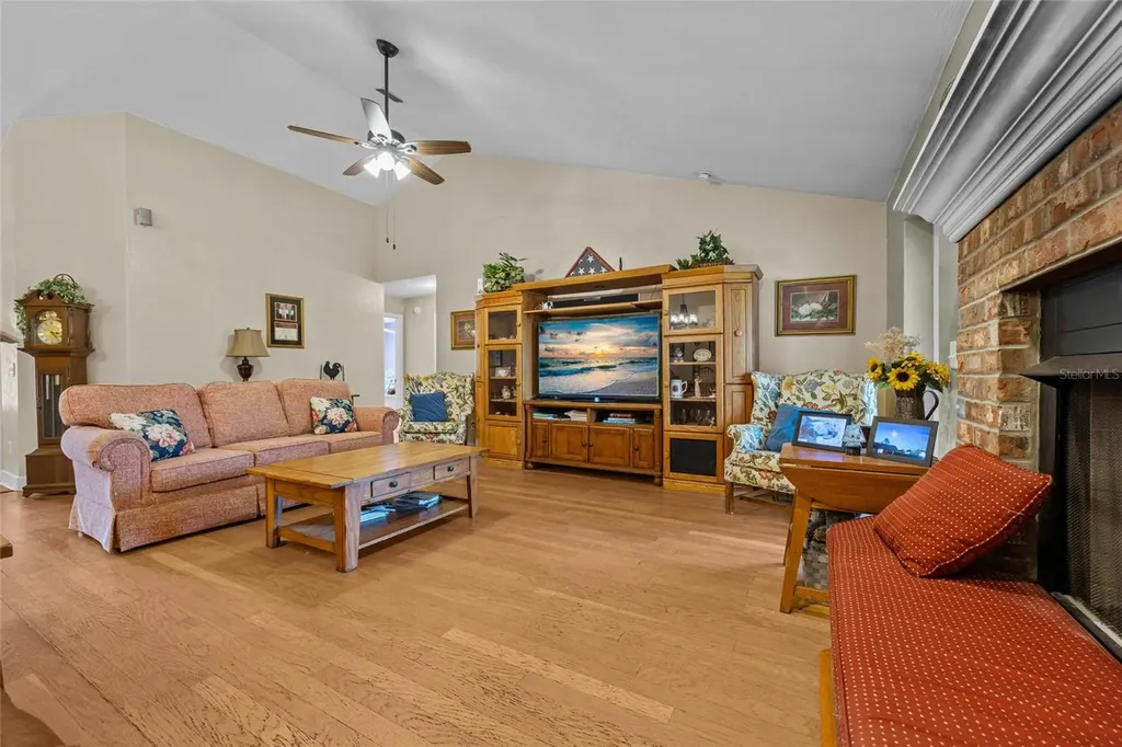 29104 N County Road 1491 Alachua FL 32615
