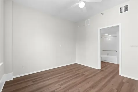 411 1st Avenue N St Petersburg FL 33701