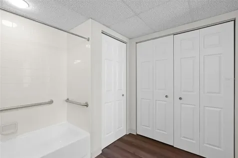 411 1st Avenue N St Petersburg FL 33701
