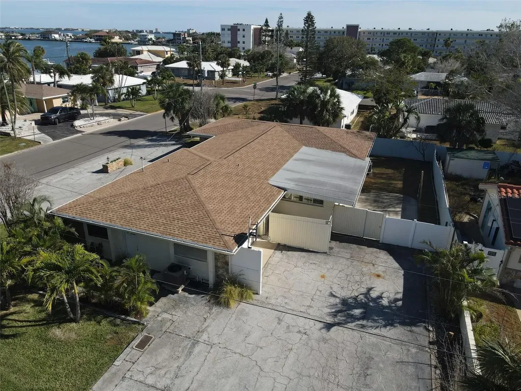 130 60th Avenue St Pete Beach FL 33706