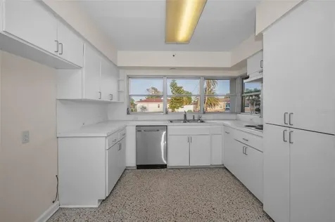 130 60th Avenue St Pete Beach FL 33706