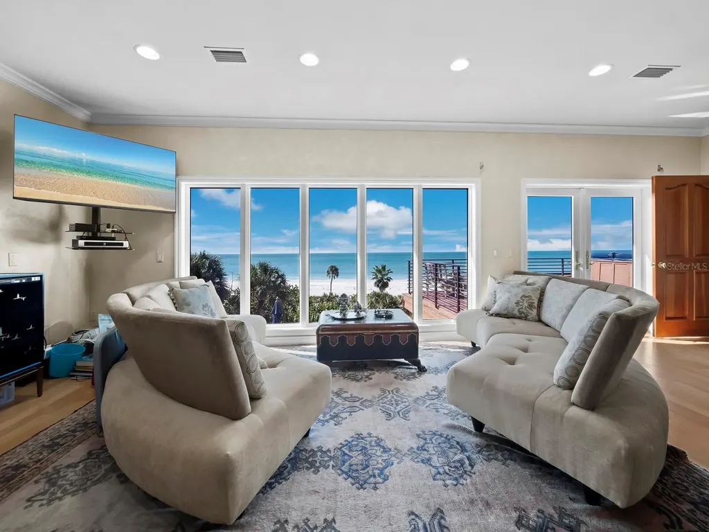 6685 Gulf Of Mexico Drive Longboat Key FL 34228