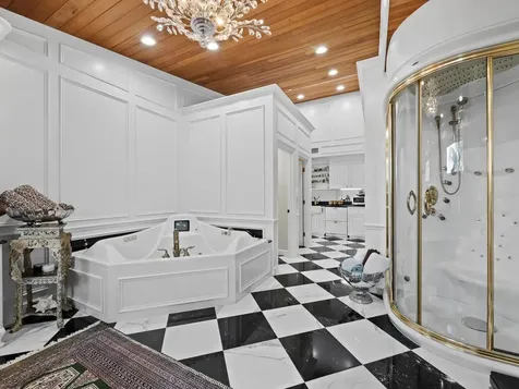 6685 Gulf Of Mexico Drive Longboat Key FL 34228